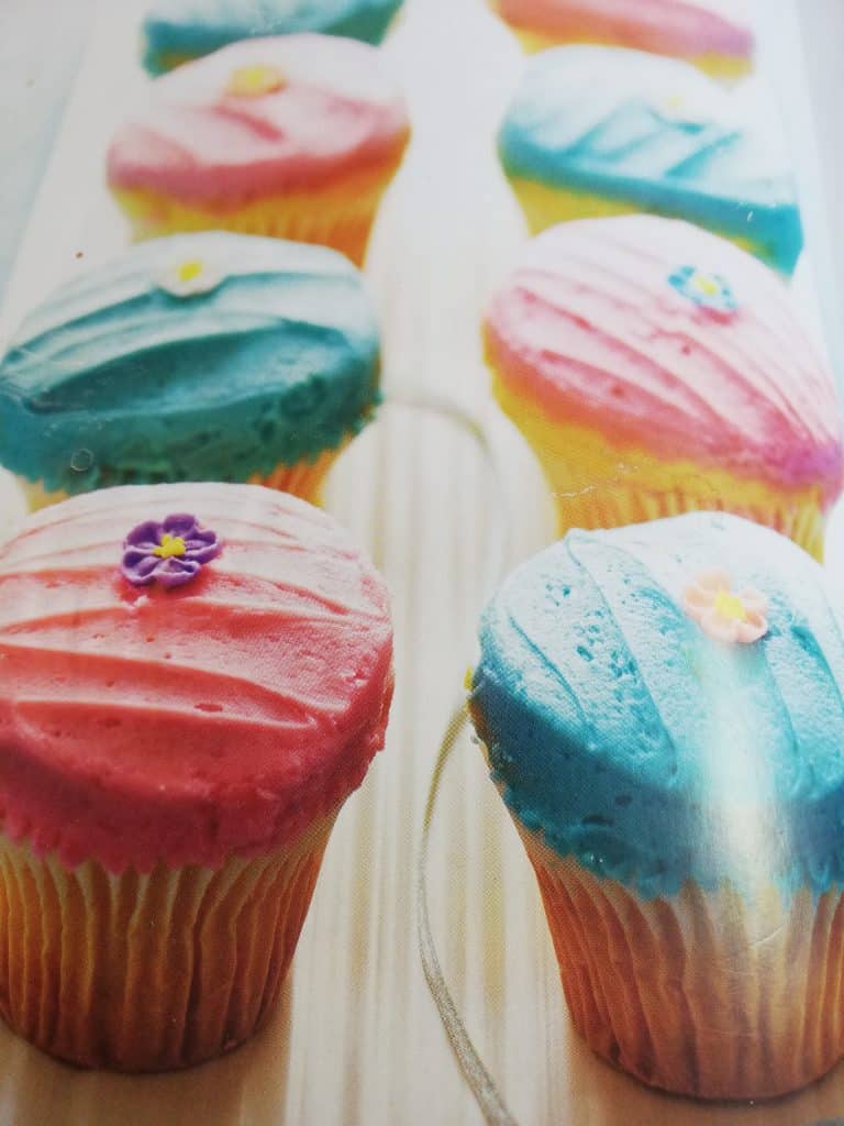 cupcakes multicolores dieteticienne saint-brieuc