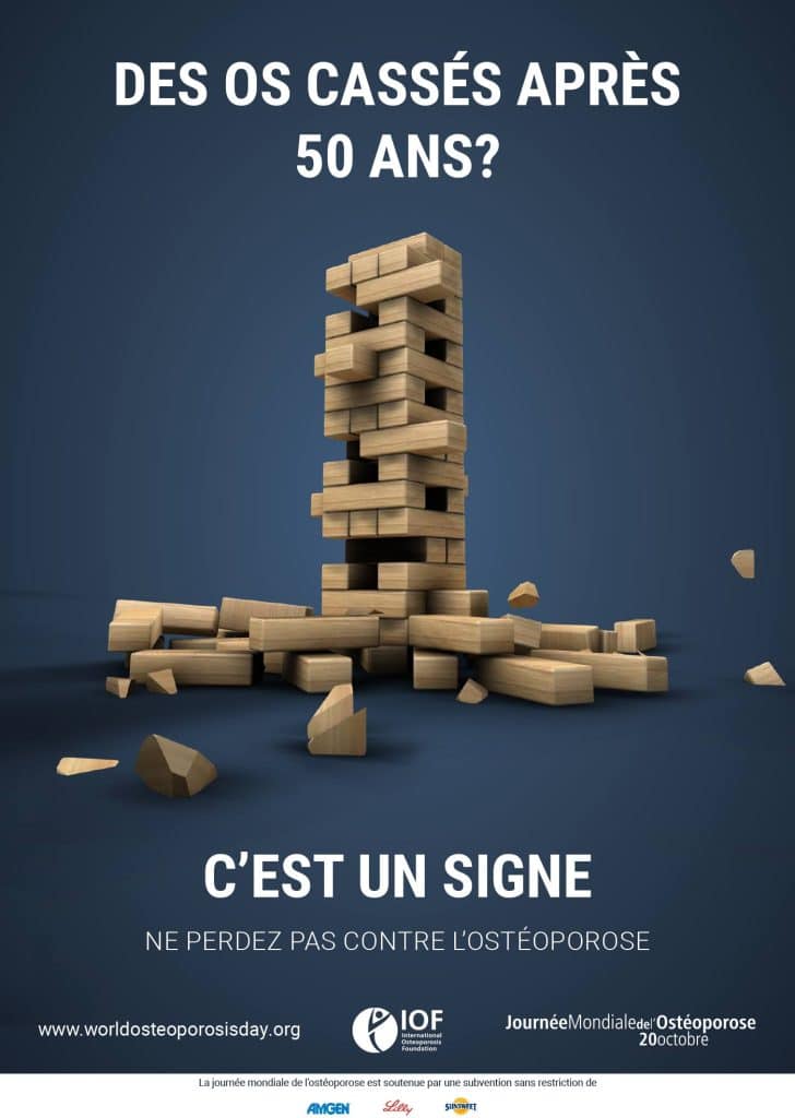 Une pyramide avec des morceaux tombés par terre et des trous, symbolisant des os cassés